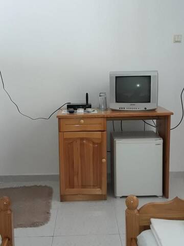 Фото номера Трехместный номер с террасой Отель Hotel Sandim г. Кырджали 14