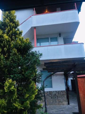 Фотографии Гостевой дом Guest House Dobrev г. Кырджали (Болгария) №5 Фото Гостевой дом Guest House Dobrev г. Кырджали 5