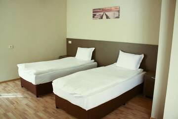 Фотографии Гостевой дом Guest House Central г. Кырджали (Болгария) №4 Фото Гостевой дом Guest House Central г. Кырджали 4