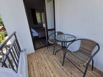 Фото номера Трехместный номер с видом на город Отель My House Kurtoglu г. Кырджали 7