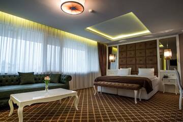 Фото номера Люкс с 1 спальней Отель Hotel Arpezos г. Кырджали 4