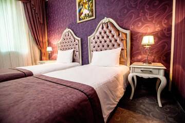 Фото номера Двухместный номер с 2 отдельными кроватями Отель Boutique Hotel Behi г. Кырджали 4